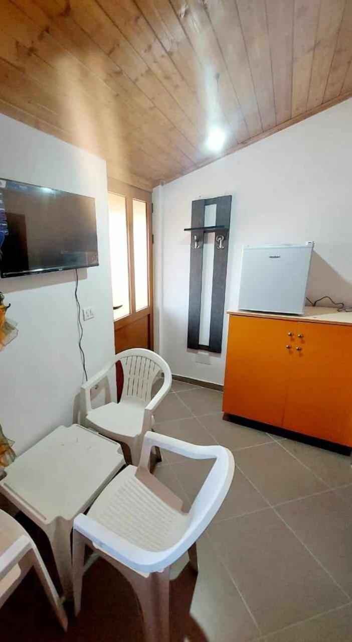Guest House Xhaferaj Берат Номер фото